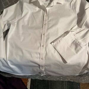 CRISP, NON IRON WHITE TOP, CHICO'S SIZE 3
